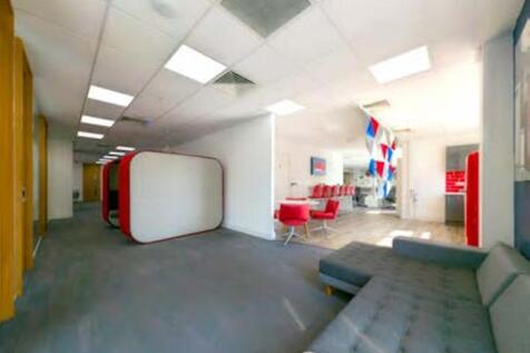 Gladstone Place St Albans  Internal 4.jpeg