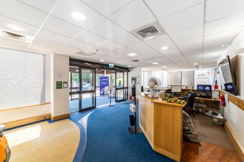 Pyramid Close  Weston Favell134.jpg