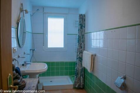 Ground floor bath