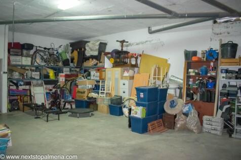 Garage &amp; under build