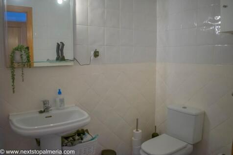En suite to master