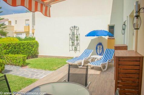 Terrace &amp; garden