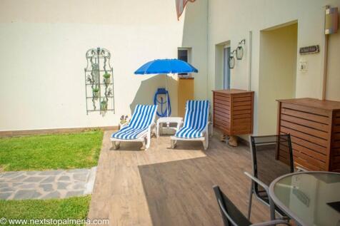 Terrace &amp; garden