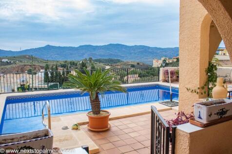 Terrace, pool, views