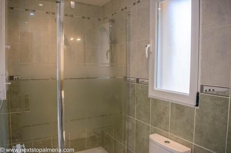 En suite to bed 4