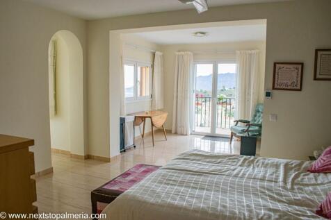 Master suite