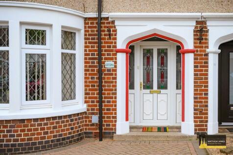 Front Garden / Parking