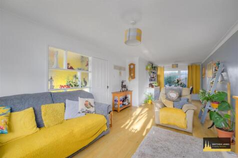 Lounge / Dining Room