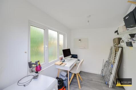 Office / Playroom