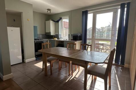 Open Plan Kitchen Dining Room
