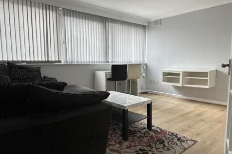 Lounge Dining Room