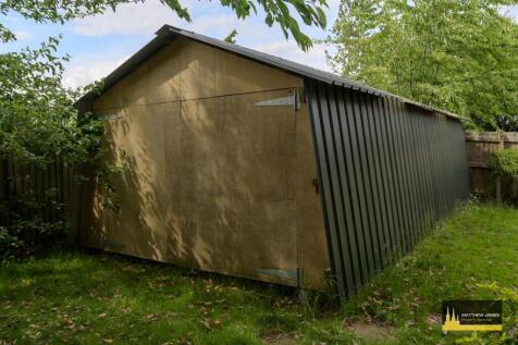 Storage / Garage / Workshop