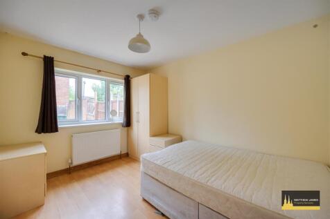 Lounge/ Bedroom