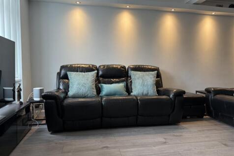 Lounge Dining Room