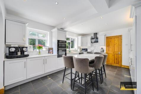 Open Plan Kitchen Room