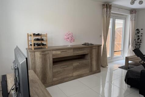 Lounge Dining Room
