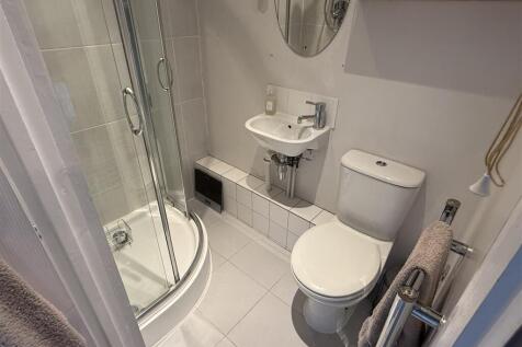 Master En-Suite