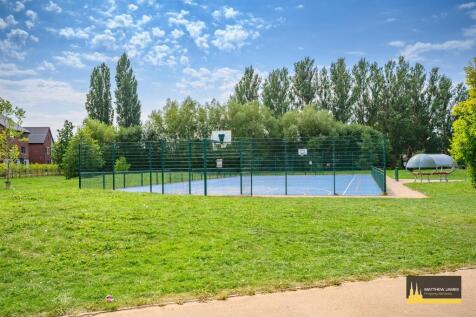 Surrounding Facilities