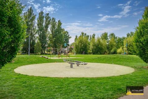 Surrounding Facilities
