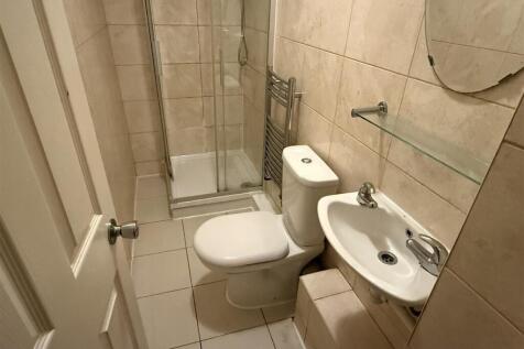 Family Shower Room