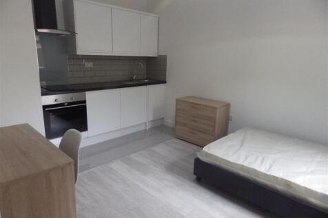 12 Coundon Road 069.JPG