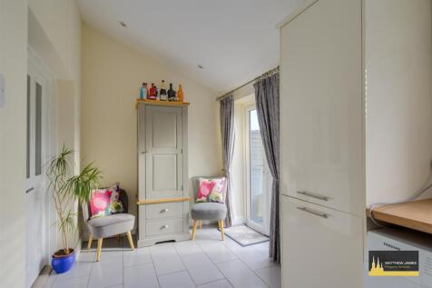 Open plan Kitchen Dining Room