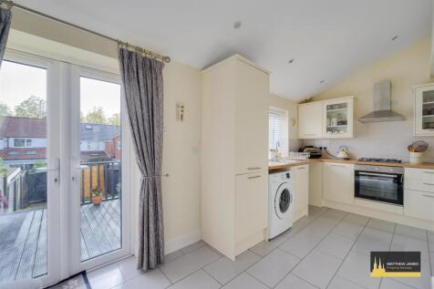 Open plan Kitchen Dining Room