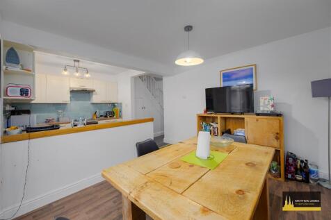 Open Plan Kitchen Dining Room