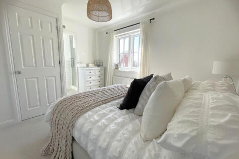 bed 1 2