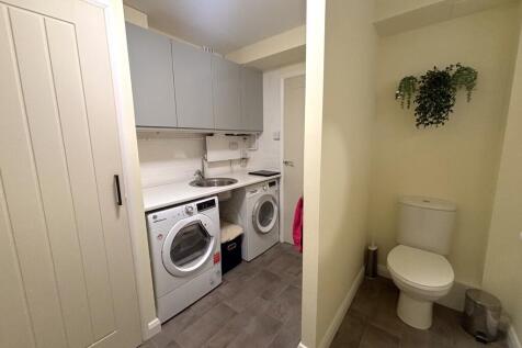 Utility Room/WC