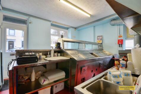 COOKING / SERVING AREA
