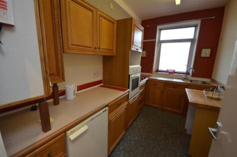 Bedsit Flat Shared Kitchen