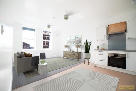 KITCHEN / LIVINGROOM