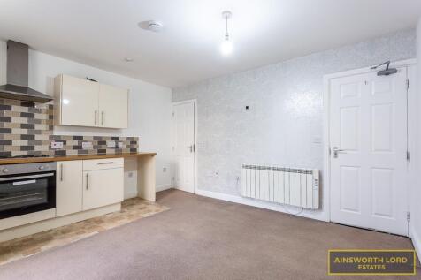 Studio Flat