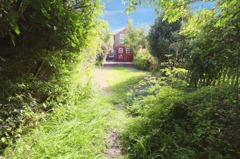 Ladysmith Avenue 