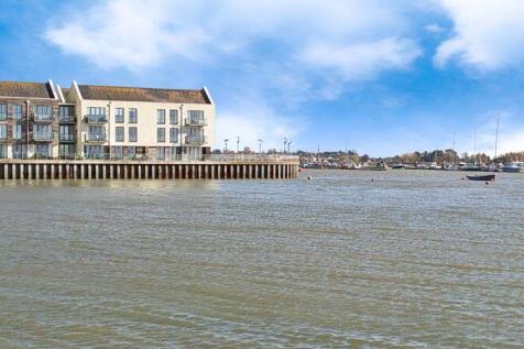 WATERSIDE MARINA
