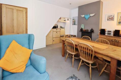 POWNALL CRESCENT