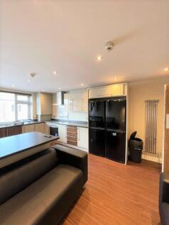 92Railway FF Kitchen