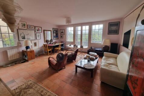 Property Image 11