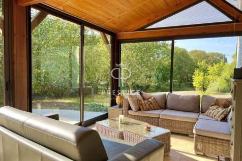 Property Image 12