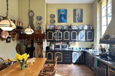 Property Image 4