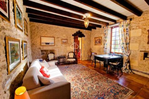 Property Image 8