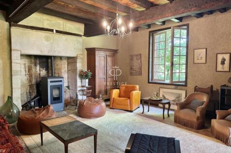 Property Image 1