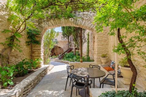 Property Image 4
