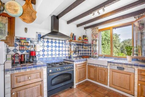 Property Image 11