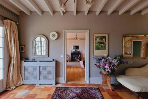 Property Image 12