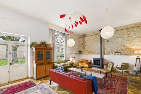 Property Image 4
