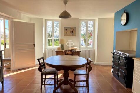 Property Image 9
