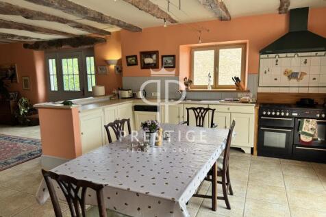 Property Image 8