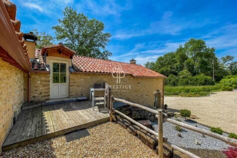 Property Image 28